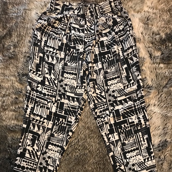 Forever 21 Harem Pant - Picture 1 of 2